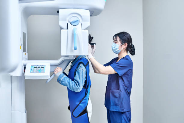 Best Emergency Cosmetic Dentistry in Del Mar, CA